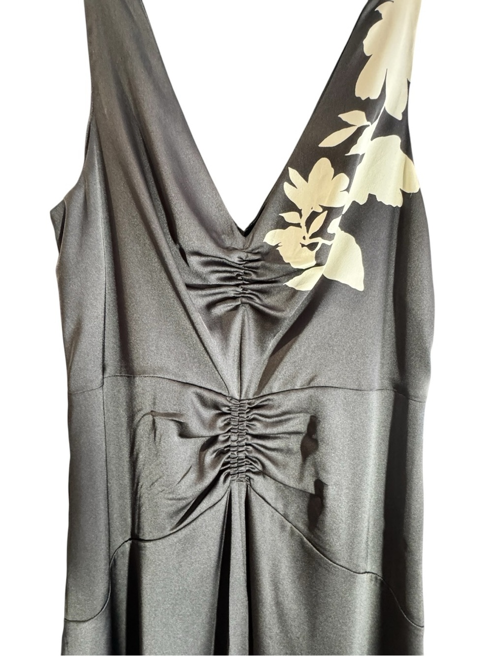Vince Black Floral Slip Dress Sz 4 - Picture 9 of 10